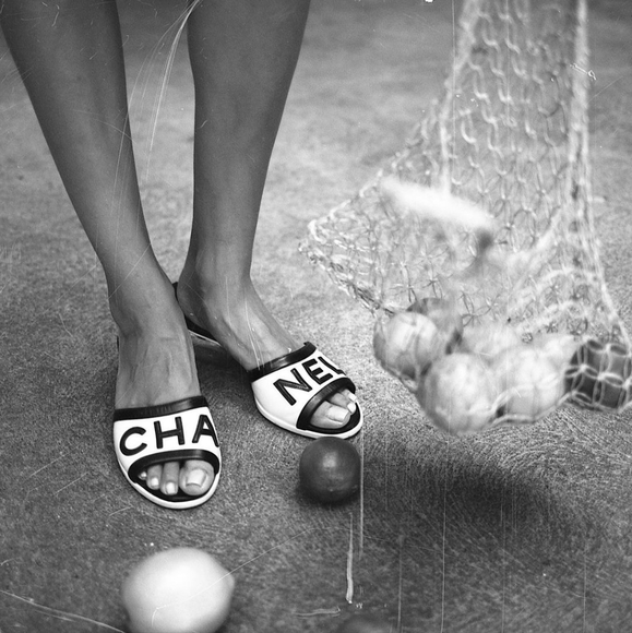 Price FIRM💯 CHANEL🖤SS19 Leather Slide Mules + PVC heel 39.5 - Picture 2 of 13